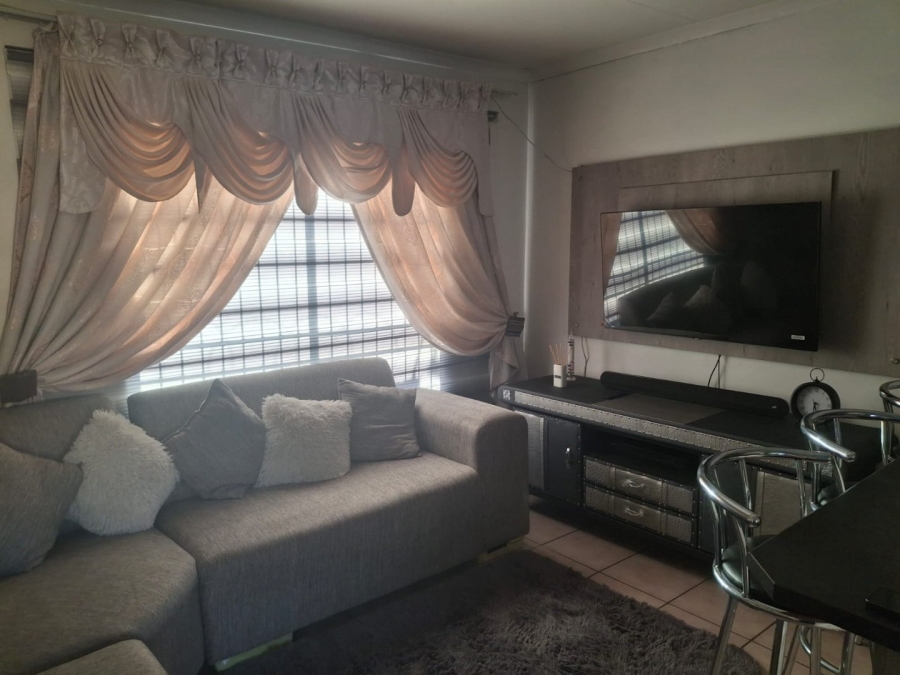 2 Bedroom Property for Sale in Diamant Park Northern Cape